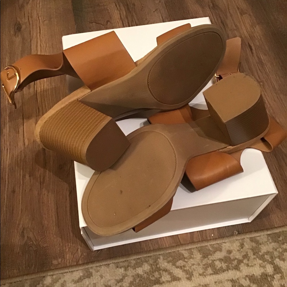 CHARLOTTE RUSSE shoes - Picture 4 of 6